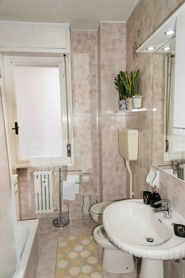 Gabrielli Rooms & Apartments - Fiera Verona 0*,