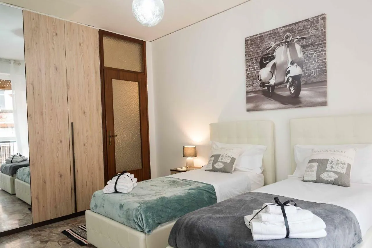 Gabrielli Rooms & Apartments - Fiera ヴェローナ